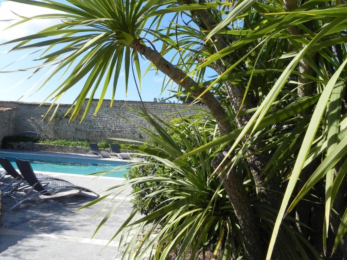 Villa Del Re 10 La Flotte Exteriör bild